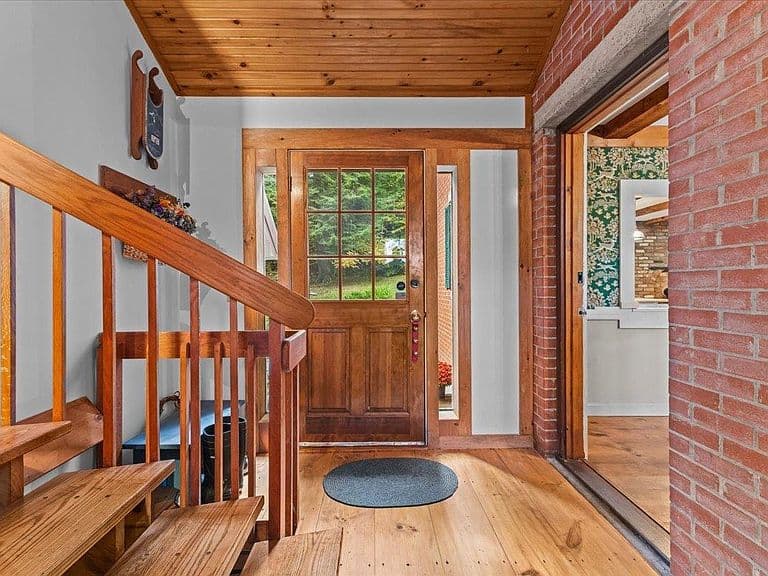 1646 Sweet Road photo 5