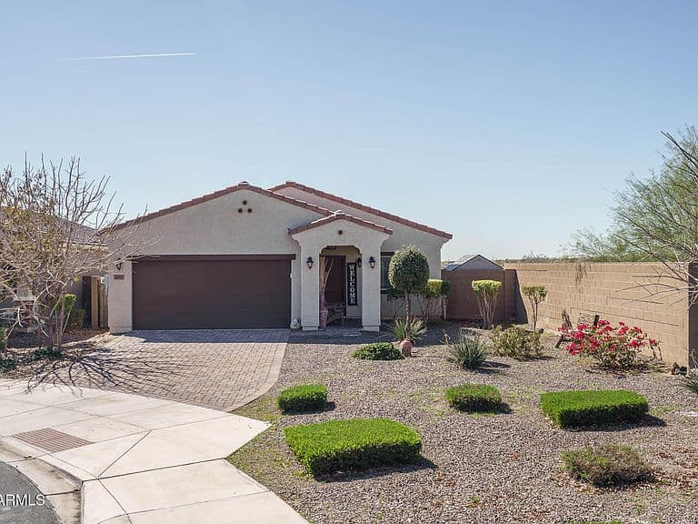 21427 W MONTE VISTA Road photo 1