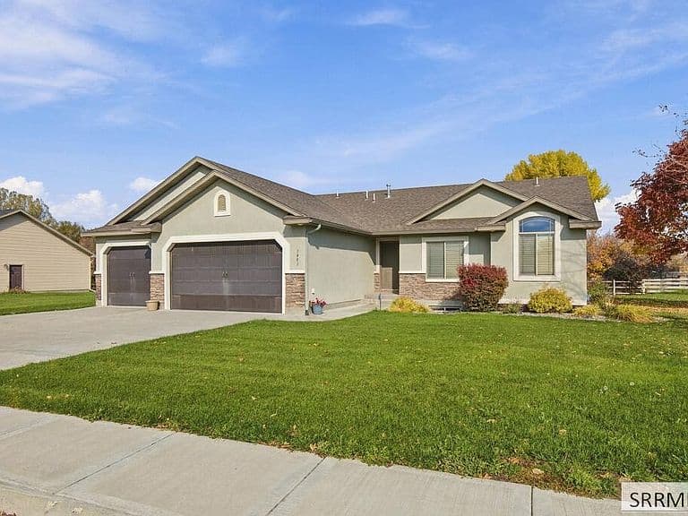 3483 Pheasant Grove Dr photo 3