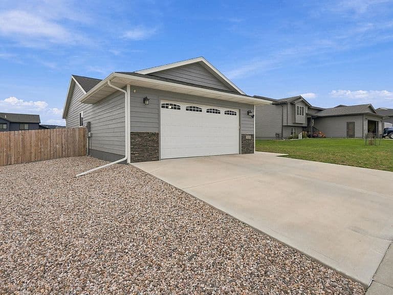 3430 Davenport Loop photo 2