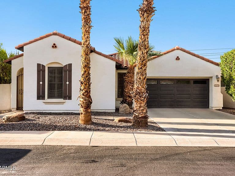 2178 E WISTERIA Drive photo 1