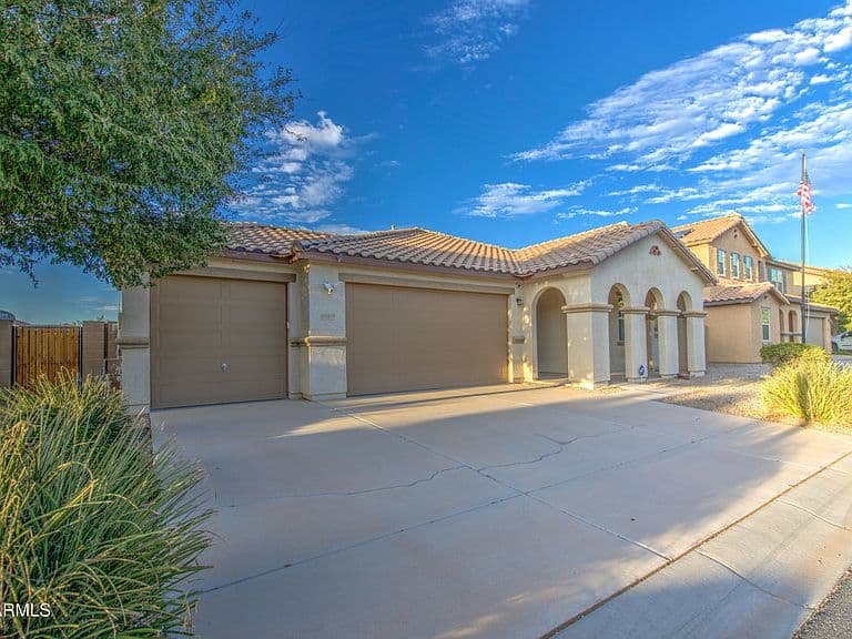 40548 W DENNIS Lane photo 4