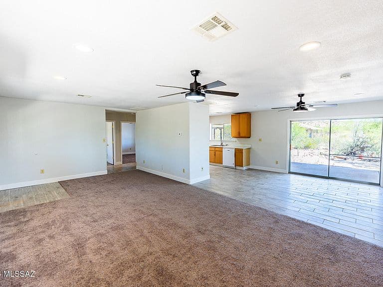 179 W Autumn Ln photo 5
