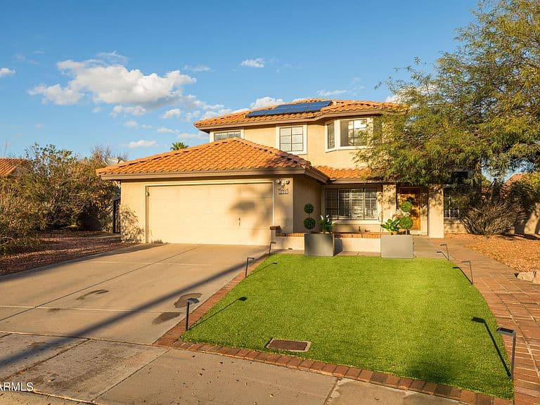 3912 E SHANNON Street photo 3
