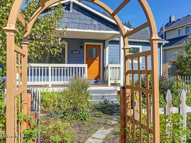 1517 E Coeur D Alene Ave photo 3
