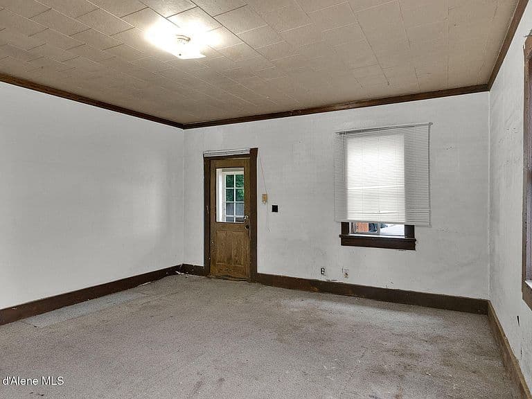 905 N Boyer Ave photo 5