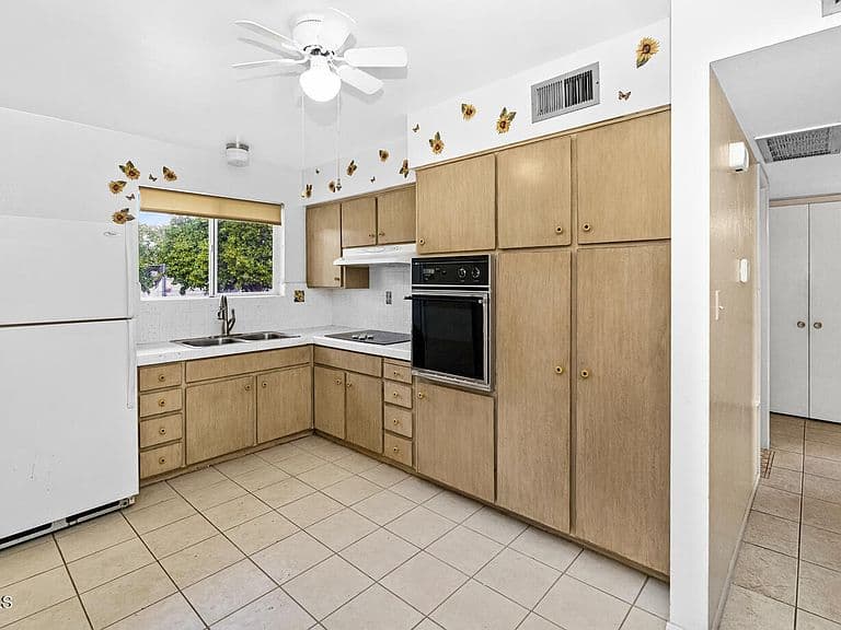 5714 E Covina Rd photo 4