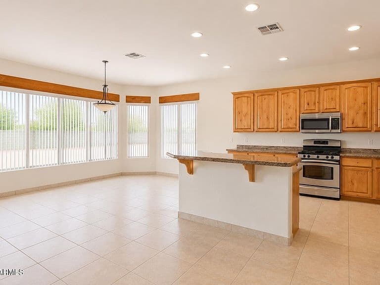 13830 E WINDSTONE Trail photo 2