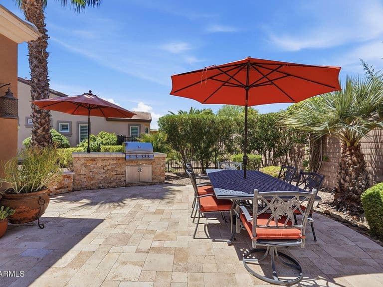 1556 E ALEGRIA Road photo 3