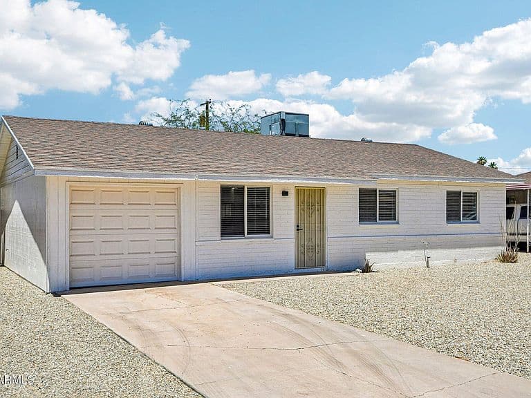 10258 N 18TH Avenue photo 2