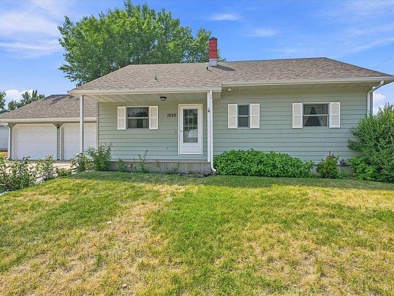 1820 7th Ave photo 2