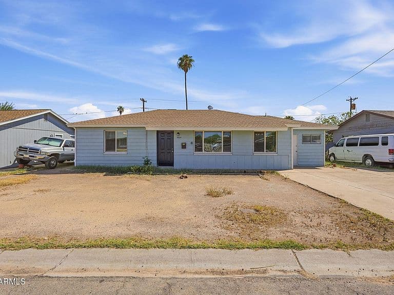 3625 W SAN JUAN Avenue photo 1