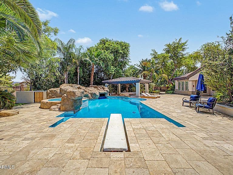 20184 E STONECREST Drive photo 4