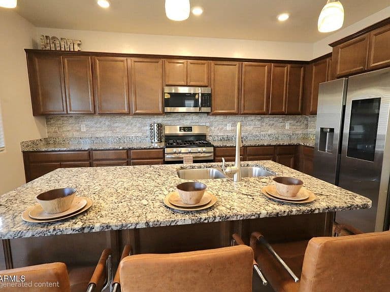 3410 W T RYAN Lane photo 1
