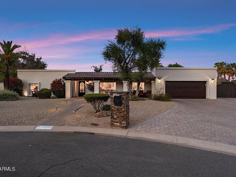 12659 N 56TH Way photo 1
