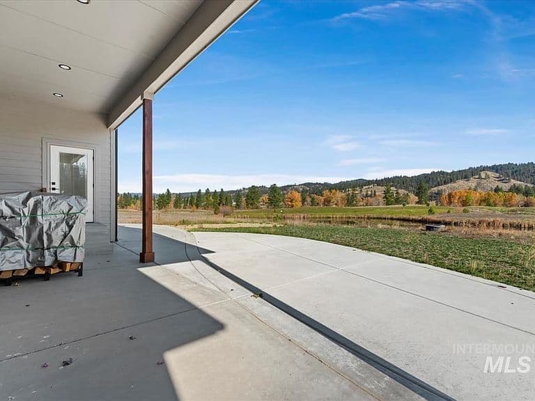 42 Singing Springs Way Lot 6 photo 4