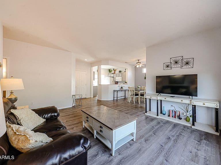 15974 W QUAIL CREEK Lane photo 4