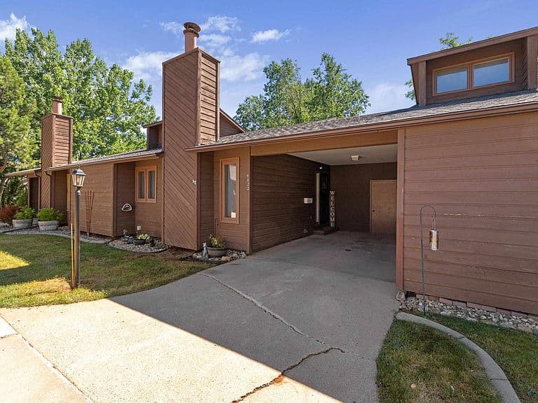 4822 Stoney Brook Ct photo 1