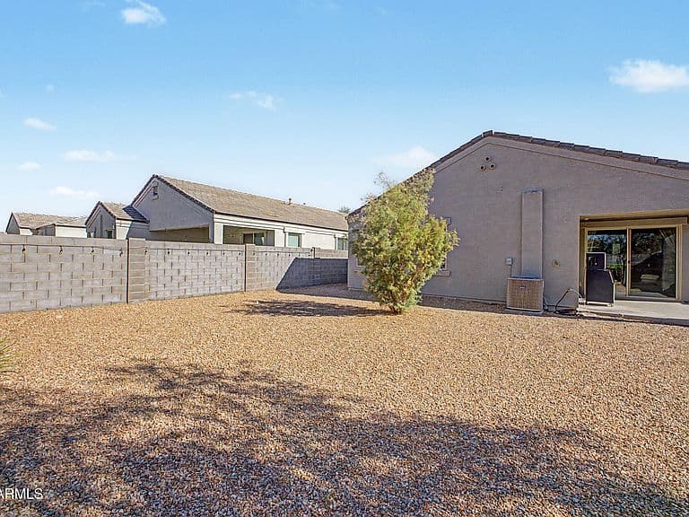 31000 W Mulberry Drive photo 5