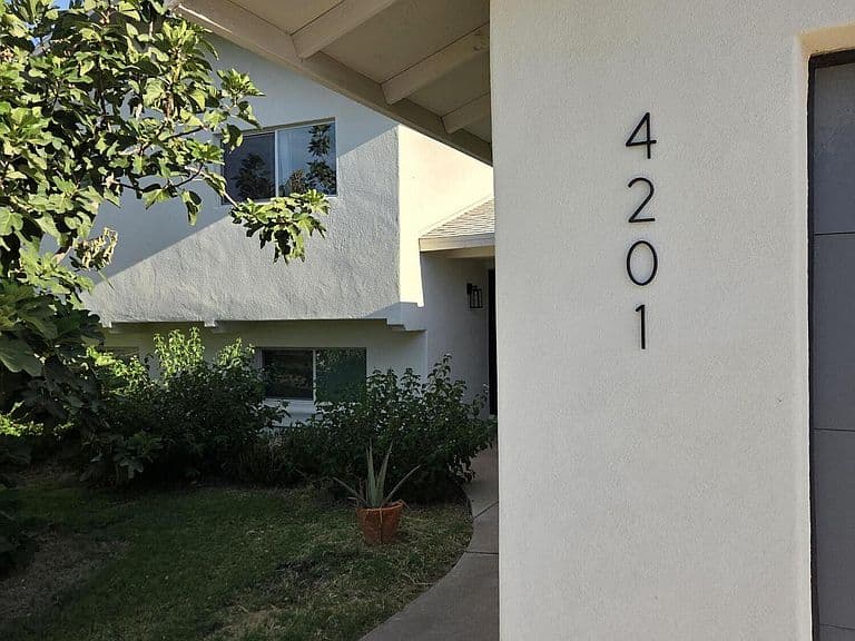 4201 W WALTANN Lane photo 3