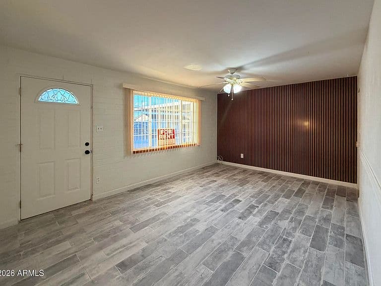 11329 W DULUTH Avenue photo 5