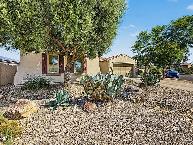 4037 E CLUBVIEW Drive photo 3