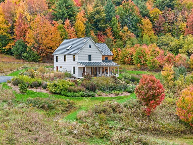 1022 West Hill Road photo 3