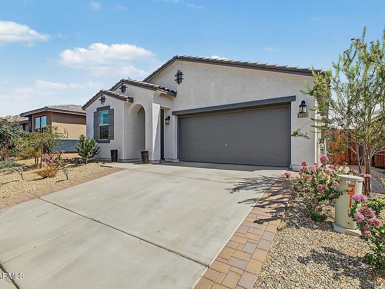 17261 W Sunward Drive photo 3