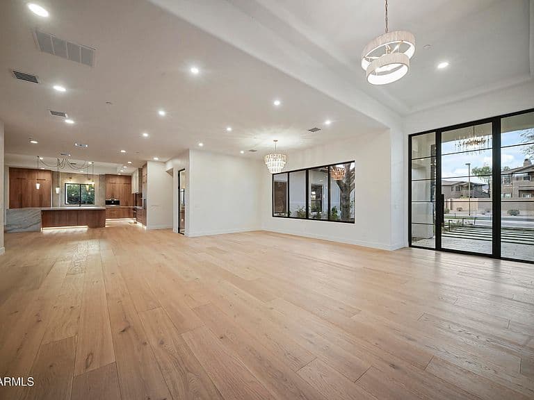 11505 E COCHISE Drive photo 4