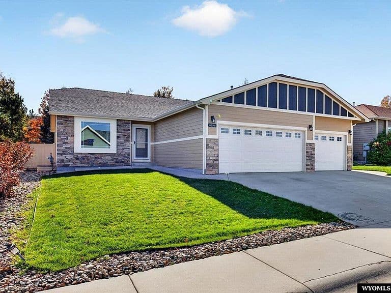 6196 Coronado Dr photo 1