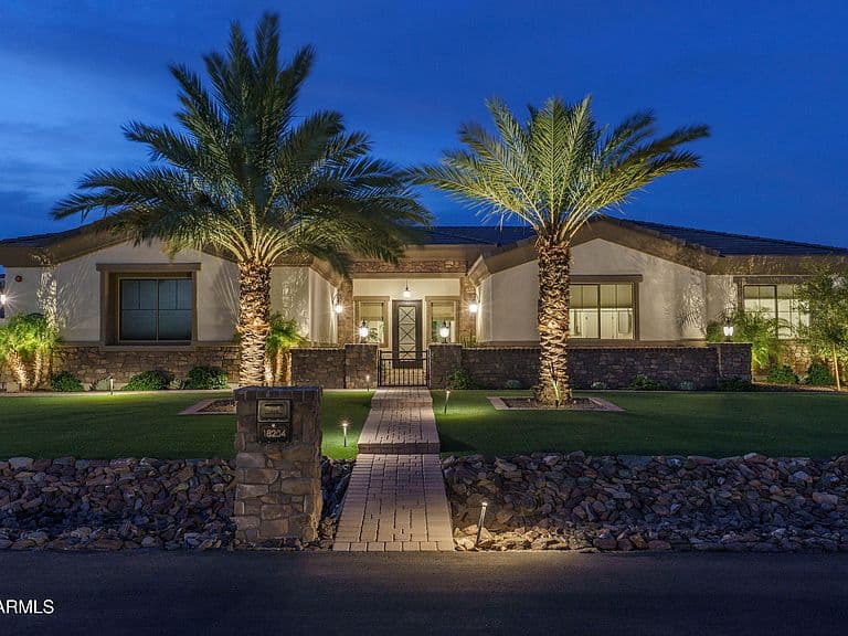 18204 W MONTEBELLO Court photo 2