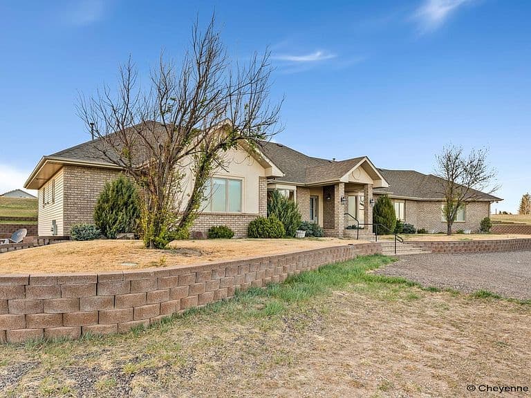 8520 Pharmond Trl photo 2