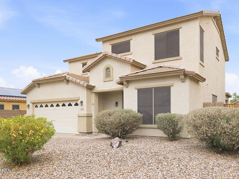 1310 E CECIL Court photo 3
