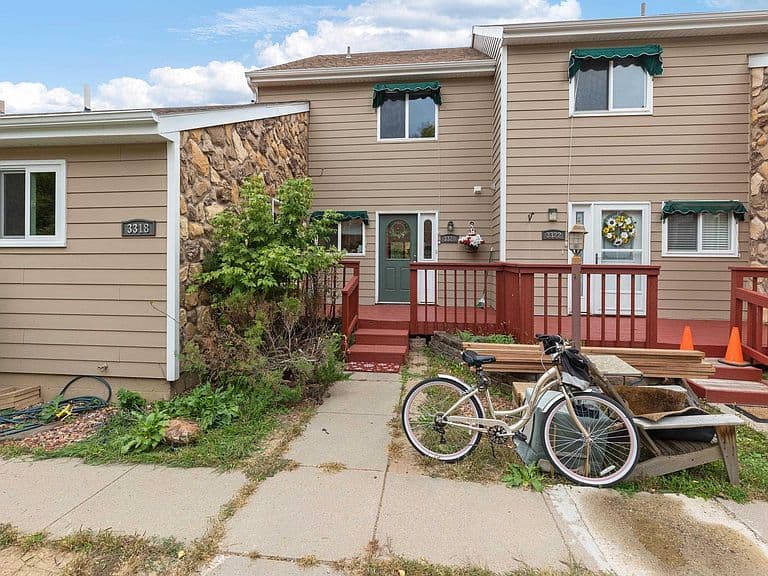 3320 Idlewild Ct photo 2