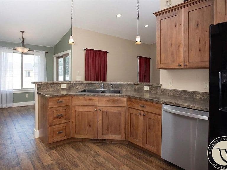 5606 Xb Rd photo 2