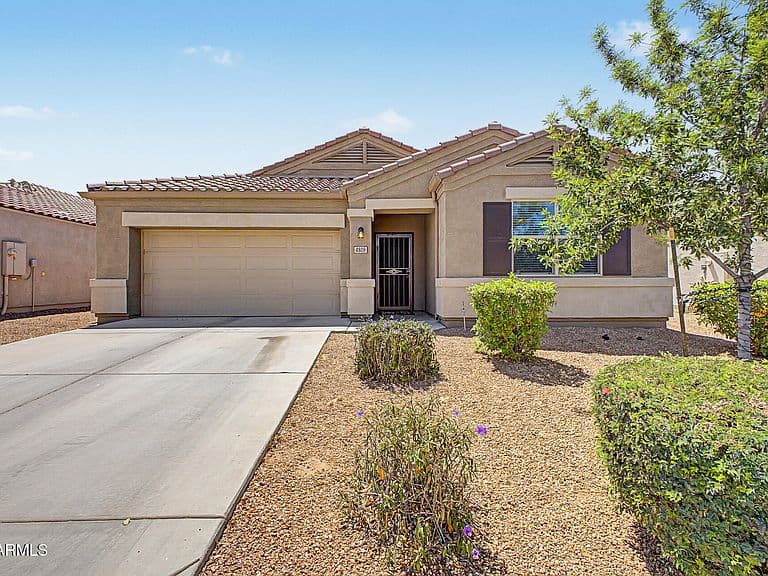 4809 E FIRE OPAL Lane photo 2