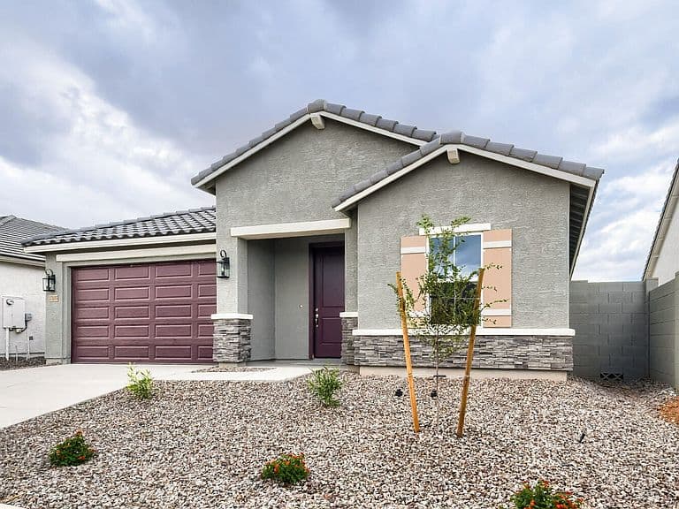 37005 W Nina St photo 3