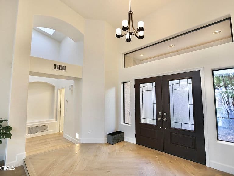 10923 E BELLA VISTA Drive photo 2