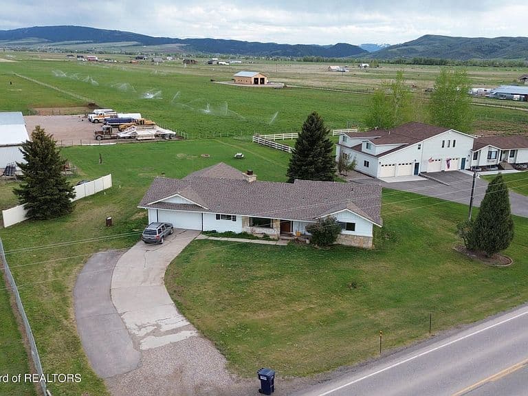 10996 Highway 238 photo 1