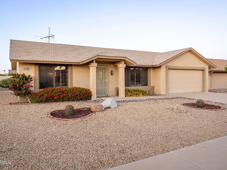 14668 W Antelope Drive photo 2