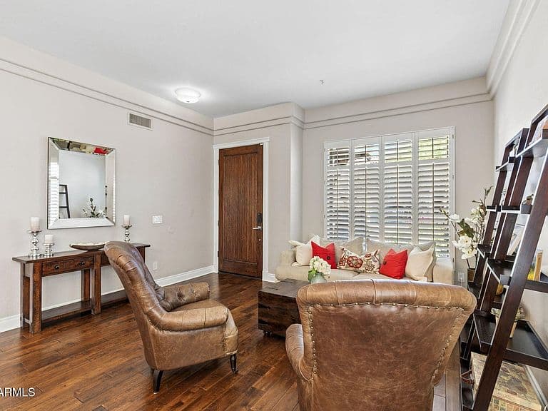 10673 E Le Marche Drive photo 3
