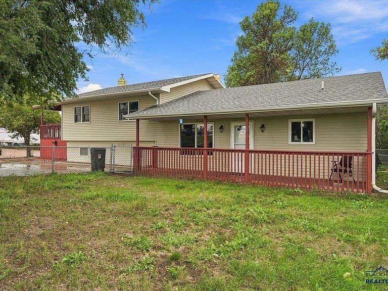 3963 E Highway 44 photo 1