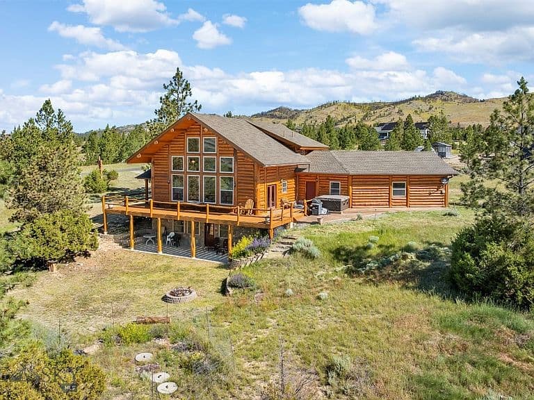 4085 Sunset Ridge Dr photo 2