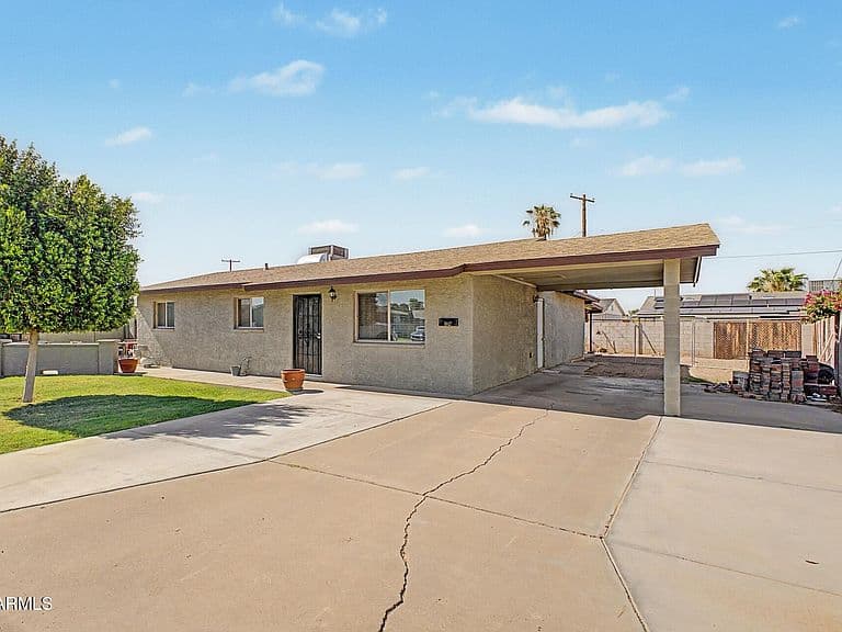 1048 W HEATHER Drive photo 4