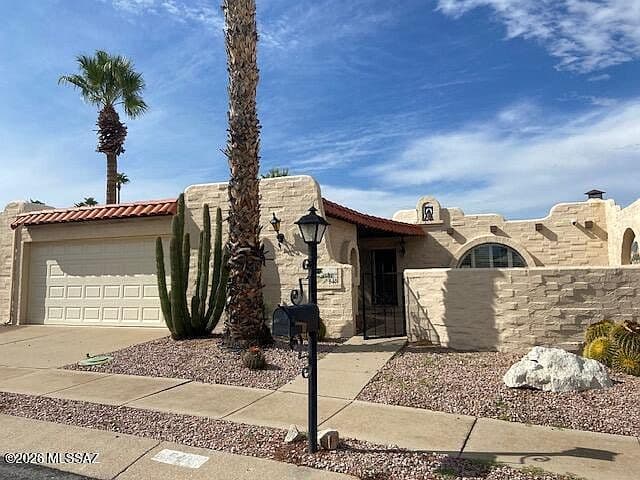 940 W Circulo Napa photo 1
