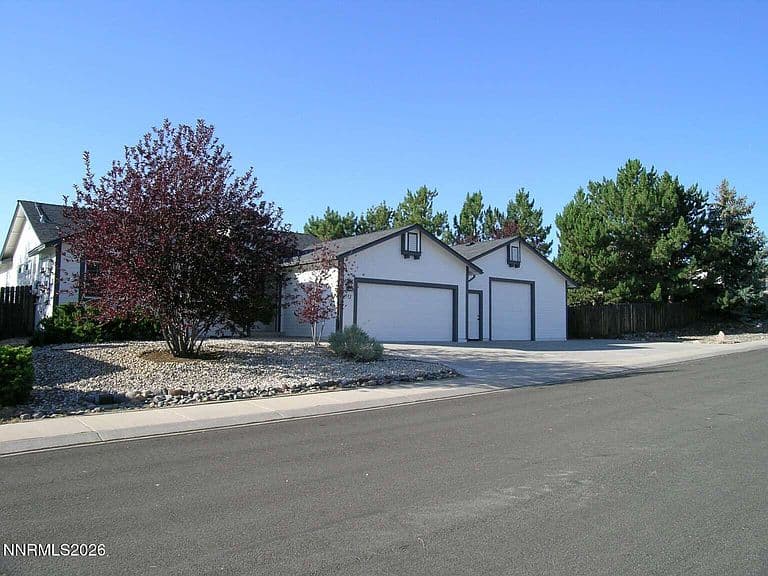 893 Vista Park Dr photo 2