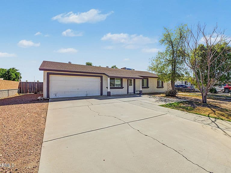 6805 W ENCANTO Boulevard photo 3