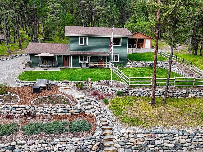 700 Pomeroy Trl photo 3
