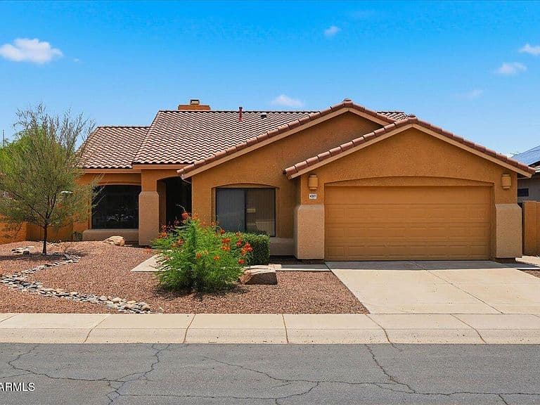 4307 E WILLIAMS Drive photo 2