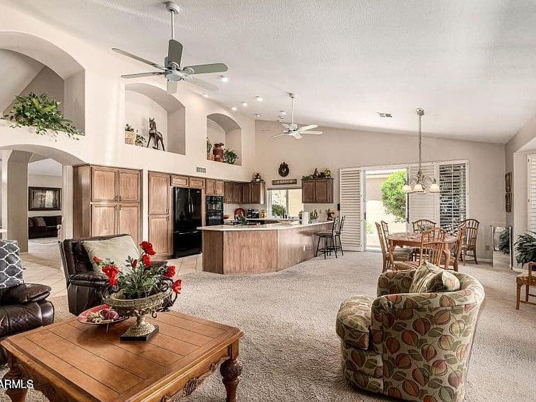 10905 E SPRING CREEK Road photo 5